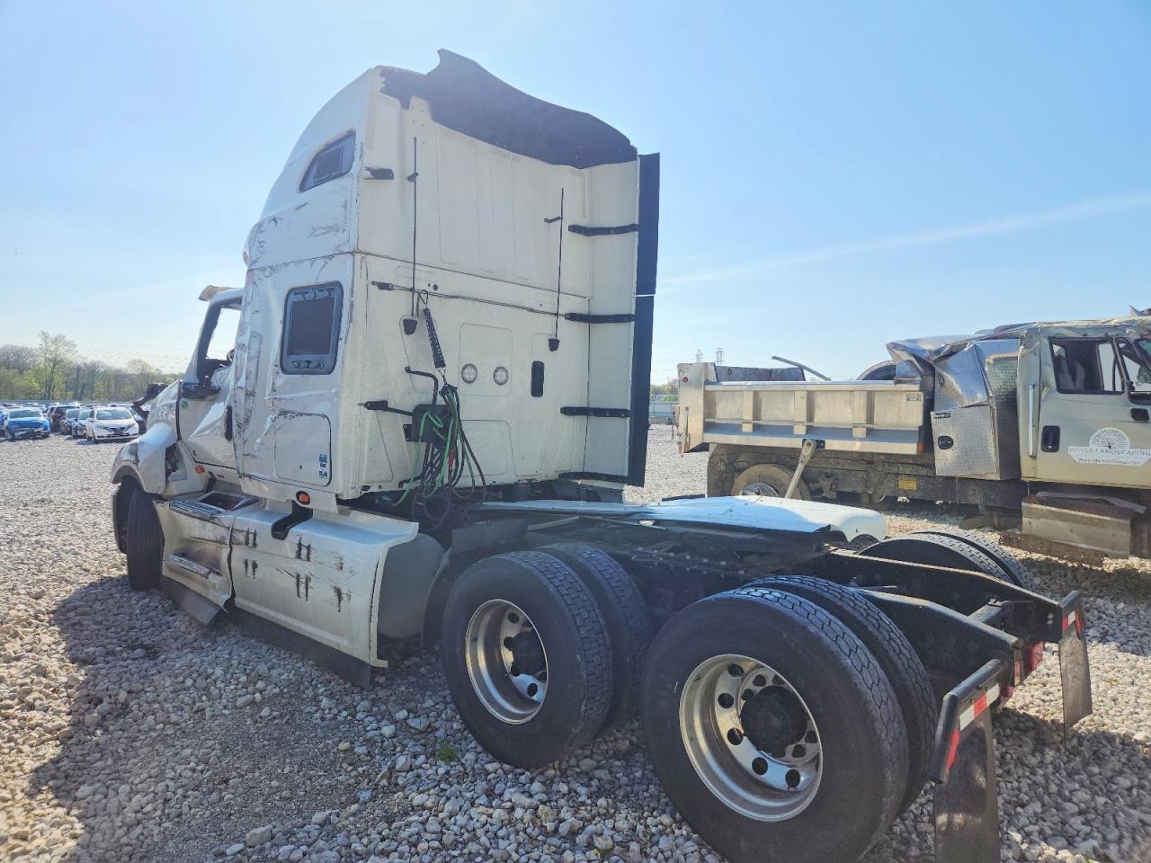 2025 International LT625