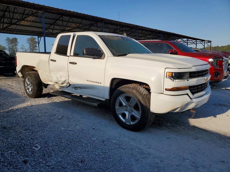 2018 Chevrolet Silverado C1500 Custom