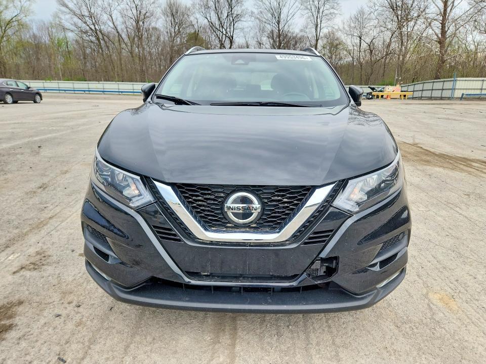 2022 Nissan Rogue Sport sv