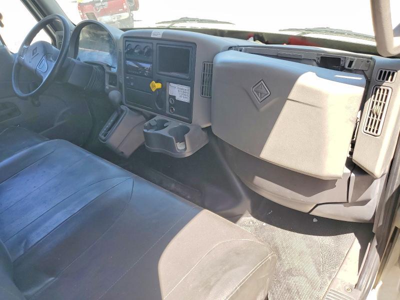2018 International 4300 BOX Truck
