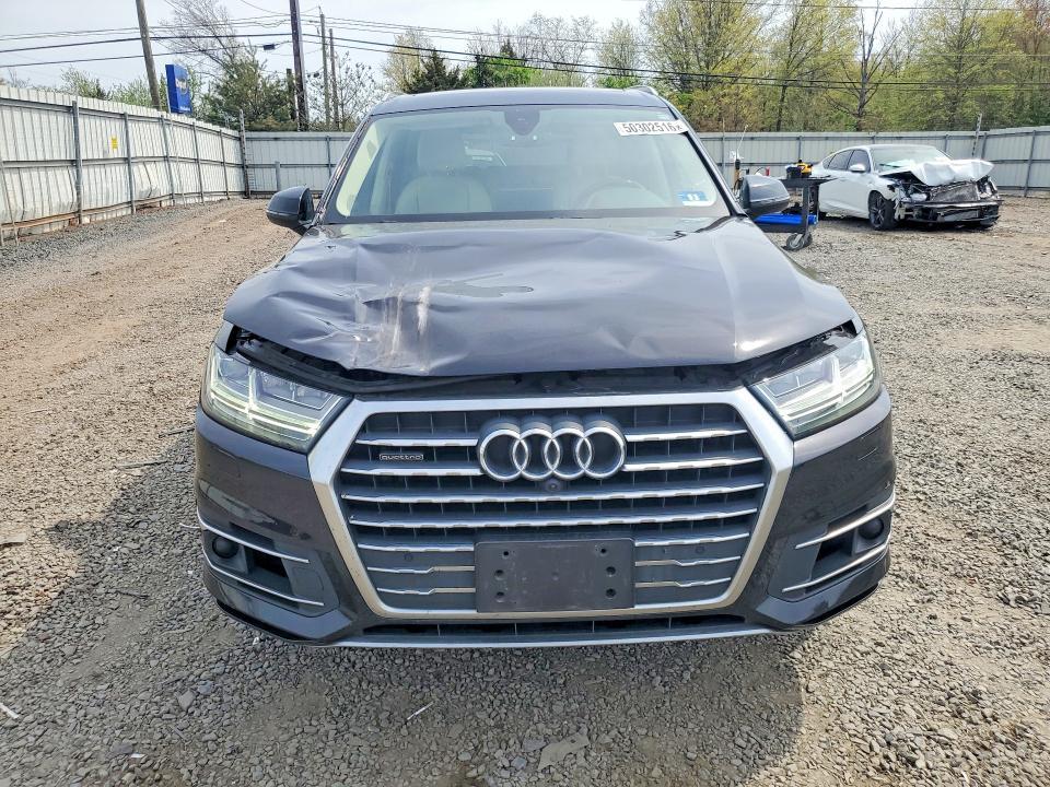2018 Audi Q7 Premium Plus