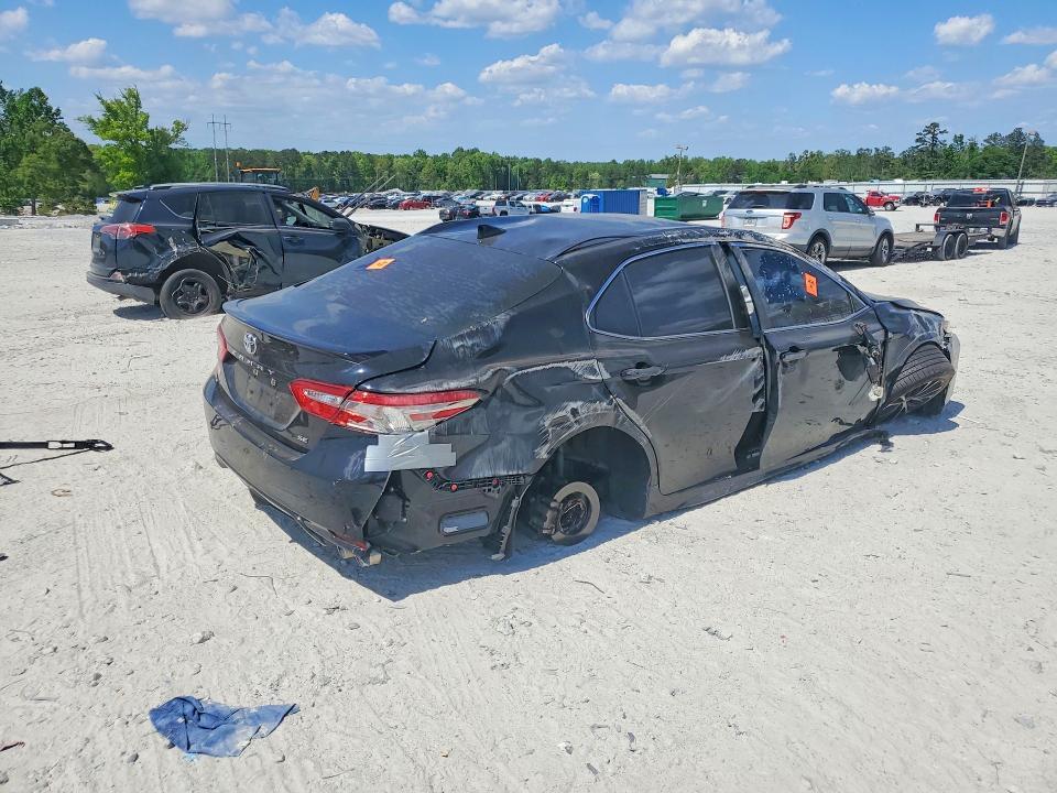 2018 Toyota Camry se