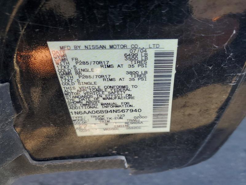 2004 Nissan Titan XE