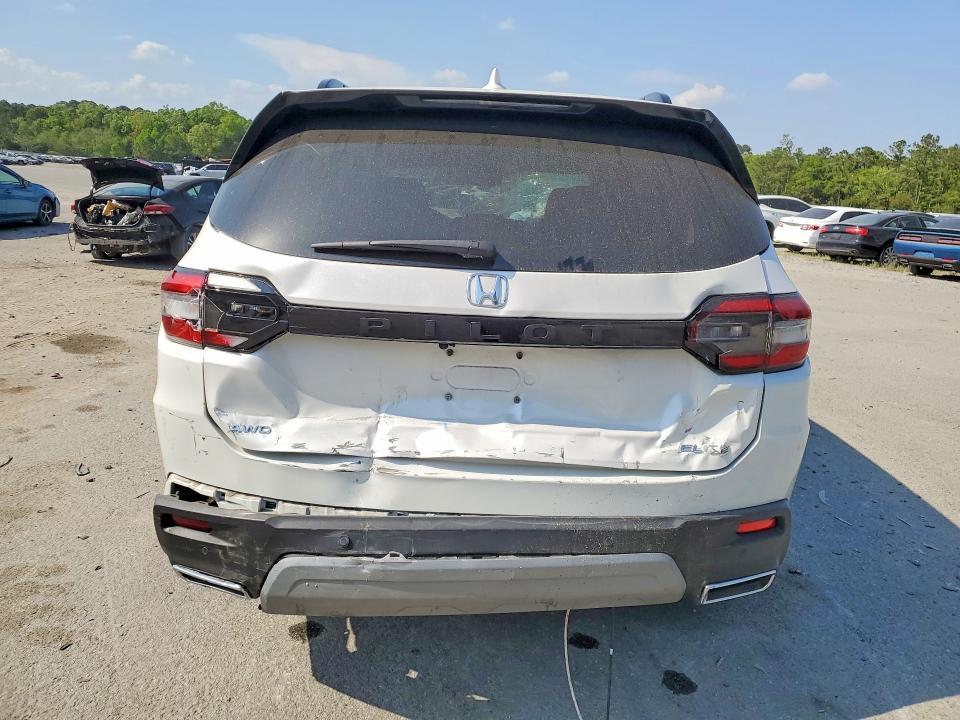2023 Honda Pilot Elite