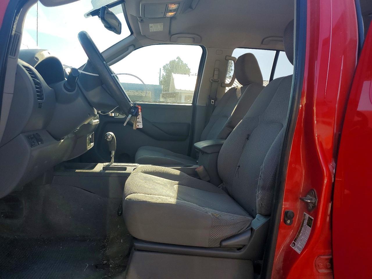 2011 Nissan Frontier S