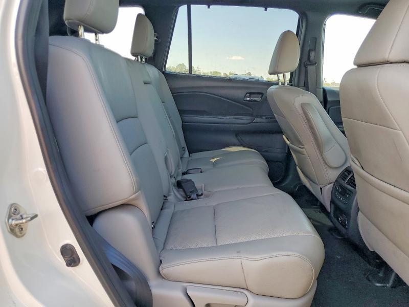 2019 Honda Passport Elite