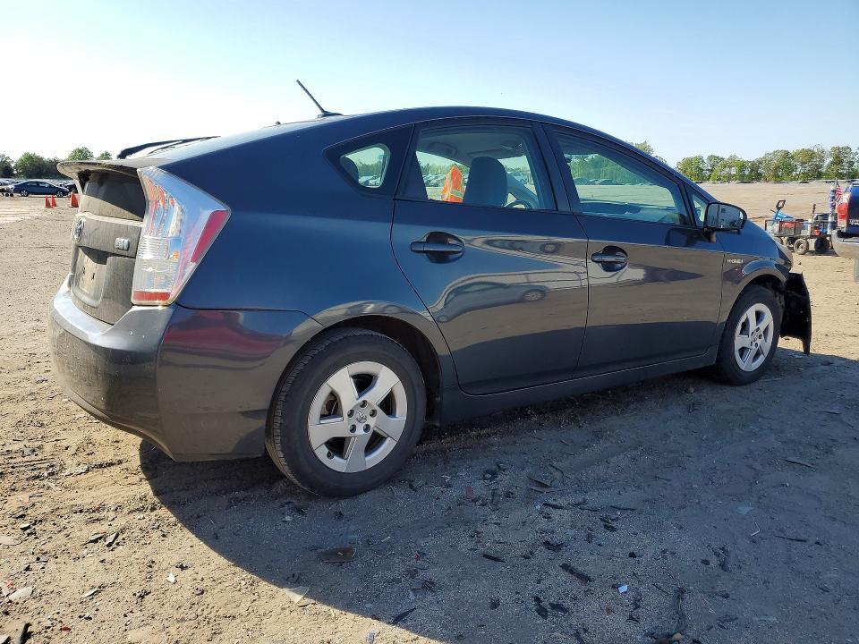 2010 Toyota Prius ii
