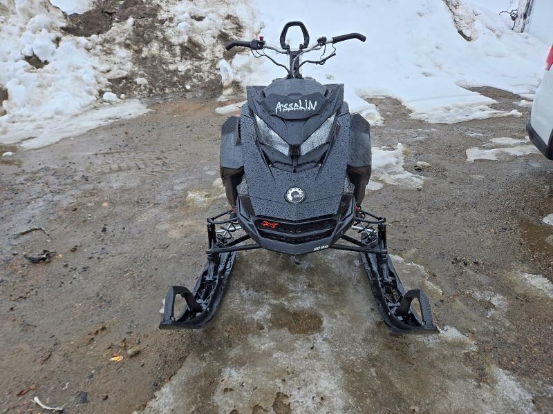 2021 Skidoo Summit X 850 RER