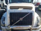 2006 Volv O VNL Semi Truck