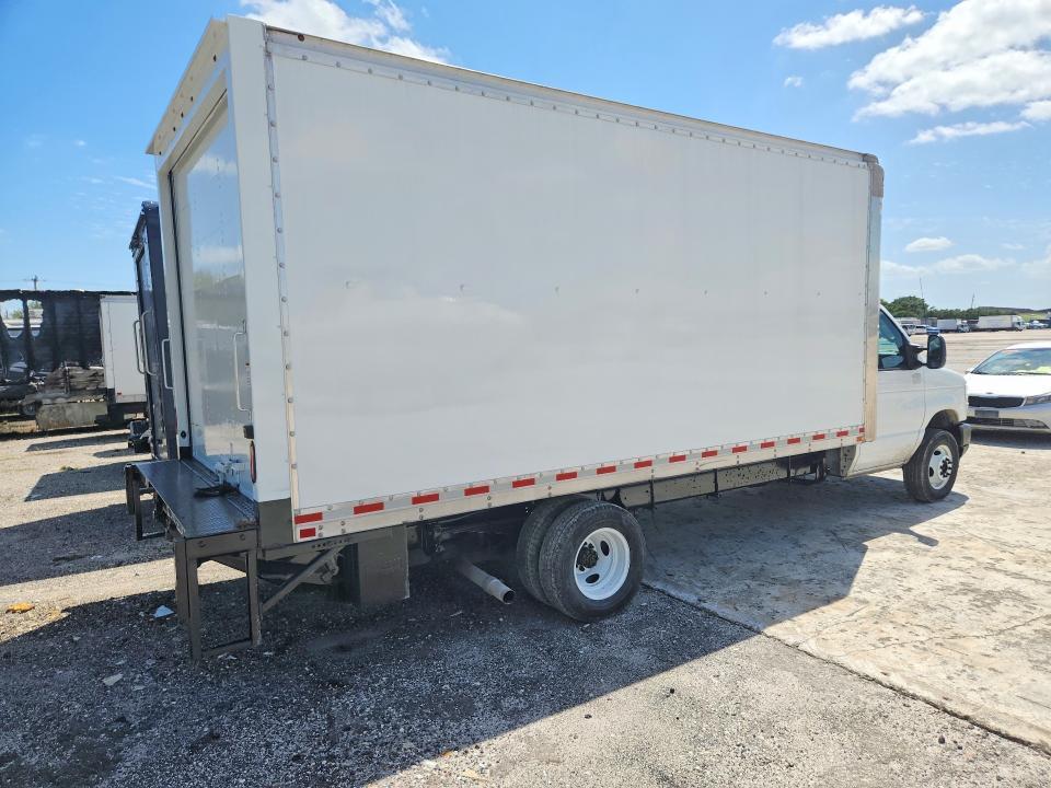 2022 Ford E450 BOX Truck