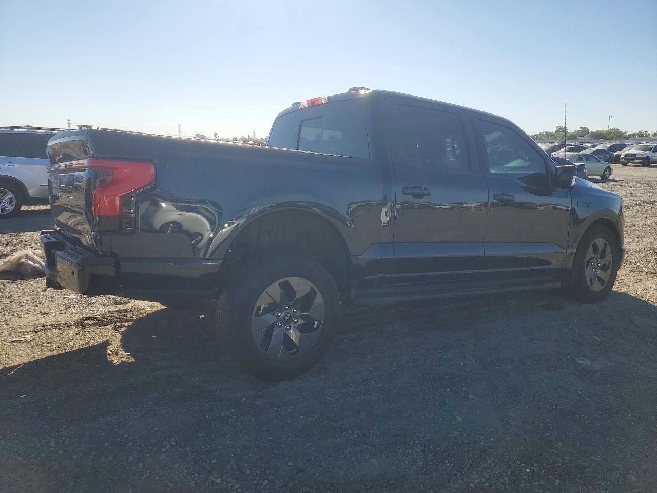 2025 Ford F150 Lightning Lariat
