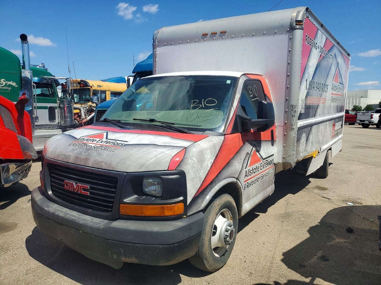 2012 GMC Savana BOX Truck