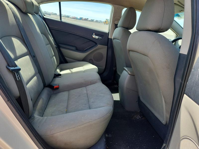 2015 KIA Forte lx