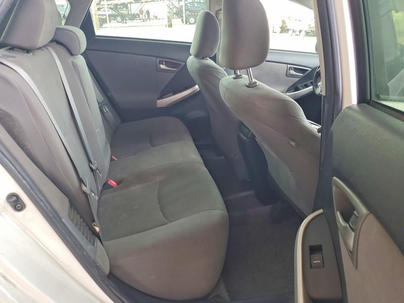 2014 Toyota Prius two