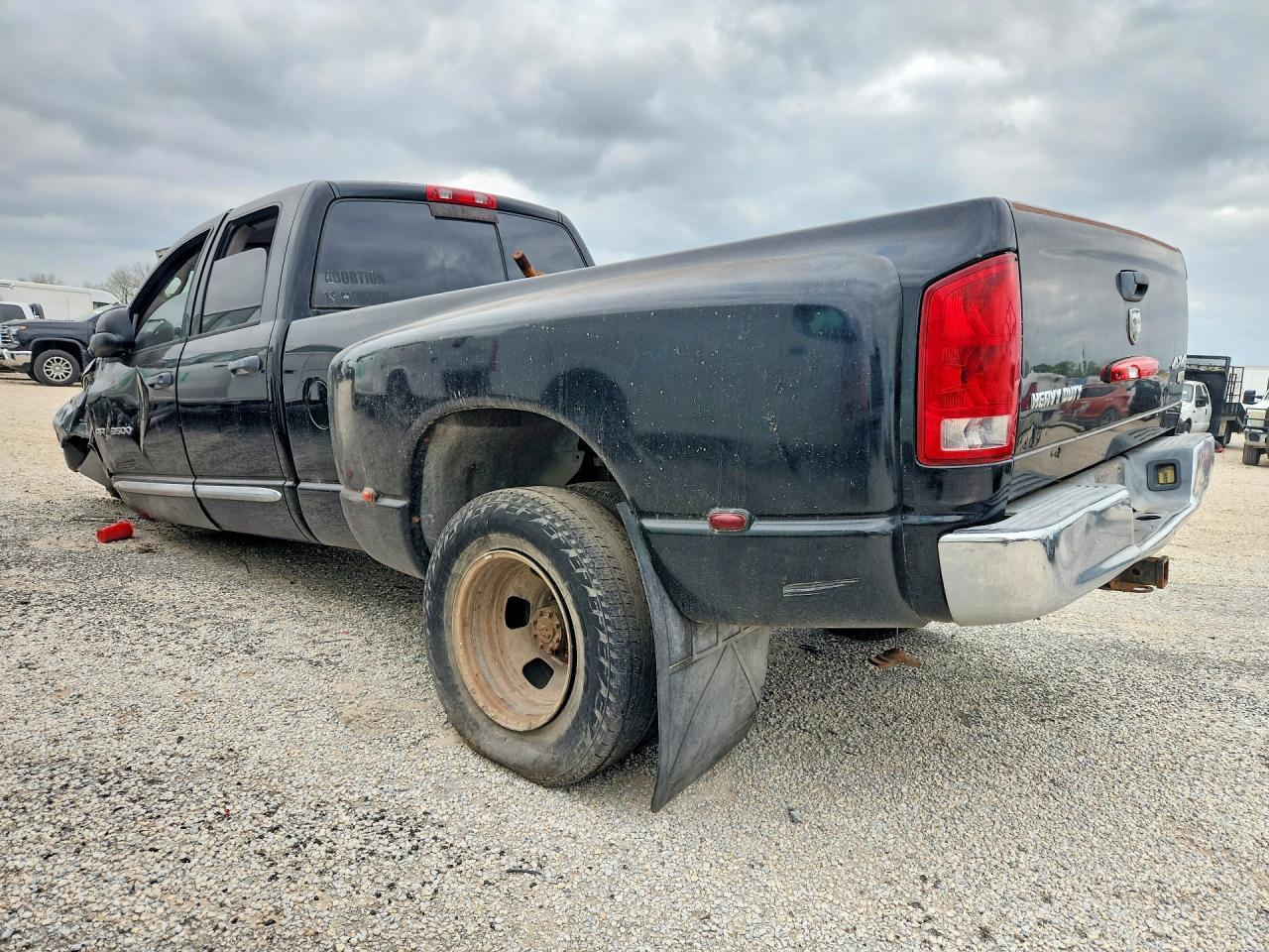 2005 Dodge RAM 3500 ST