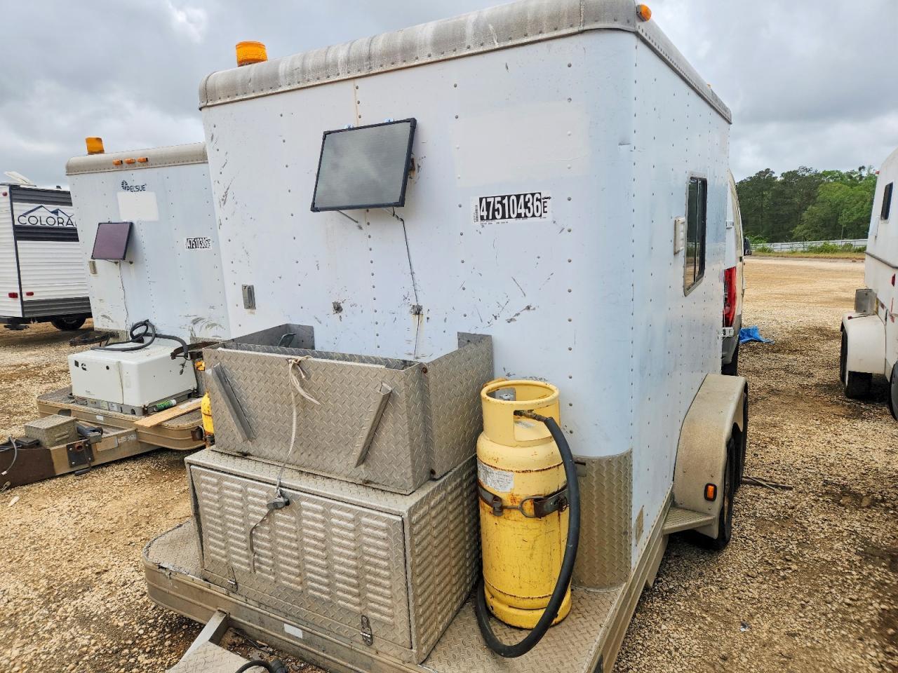 2004 Feathrlite 2004 Featherlite 1627 Fiber Optic Splicing Trailer