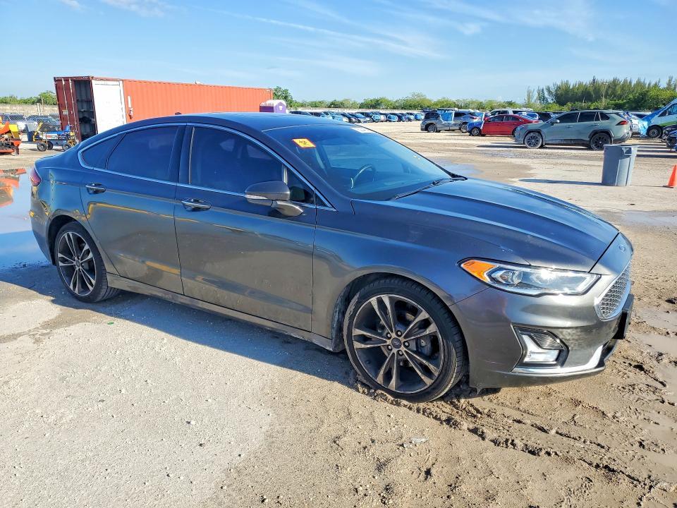 2020 Ford Fusion Titanium