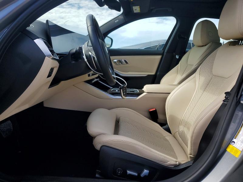 2023 BMW 330i