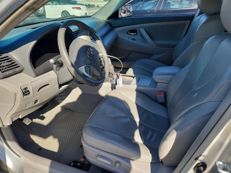 2011 Toyota Camry le