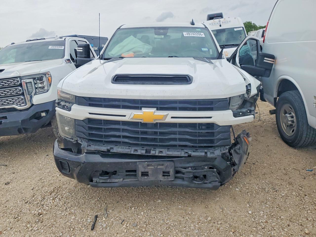 2024 Chevrolet Silverado K2500 Custom