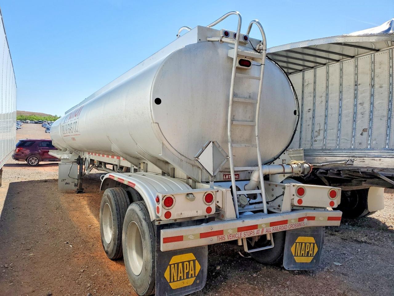 2014 LBT Fuel Tank Trailer