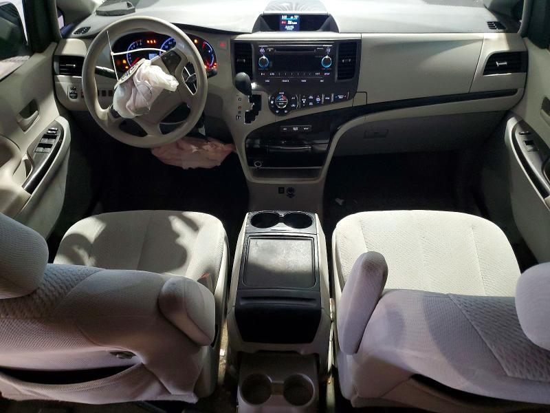 2013 Toyota Sienna le 7-passenger