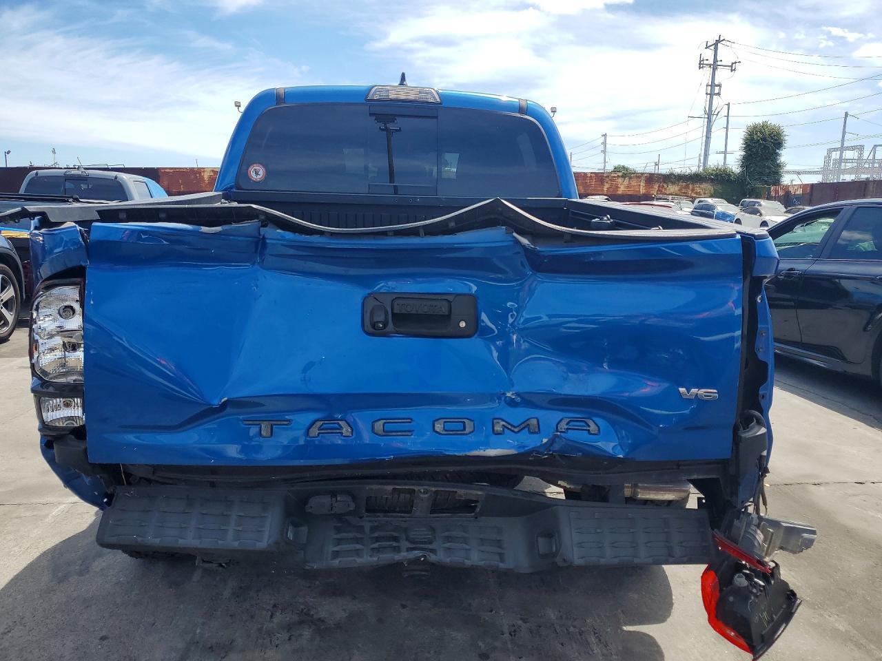 2018 Toyota Tacoma TRD Sport