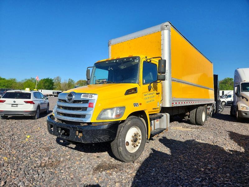 2019 Hino 258/268 BOX Truck