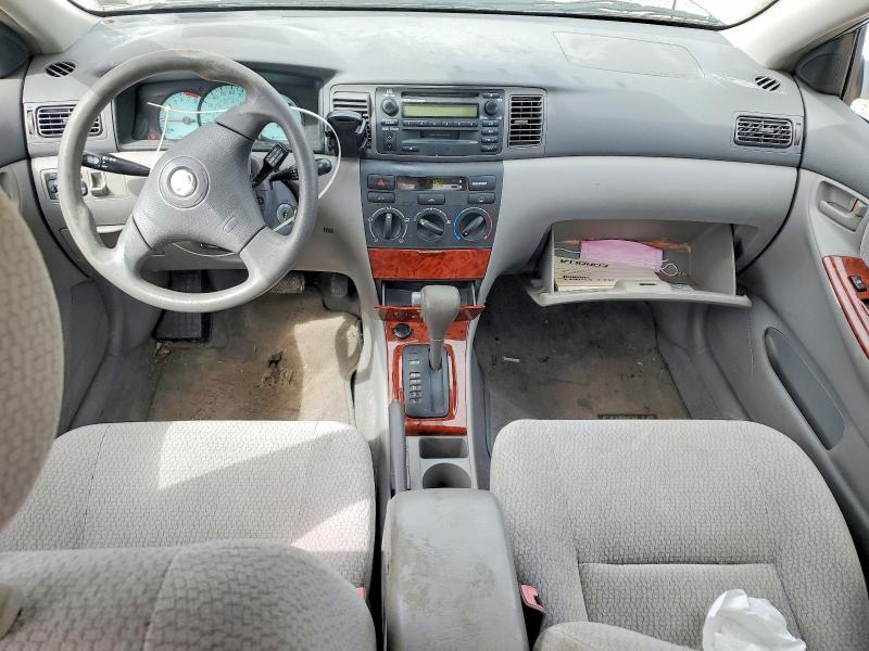 2004 Toyota Corolla le