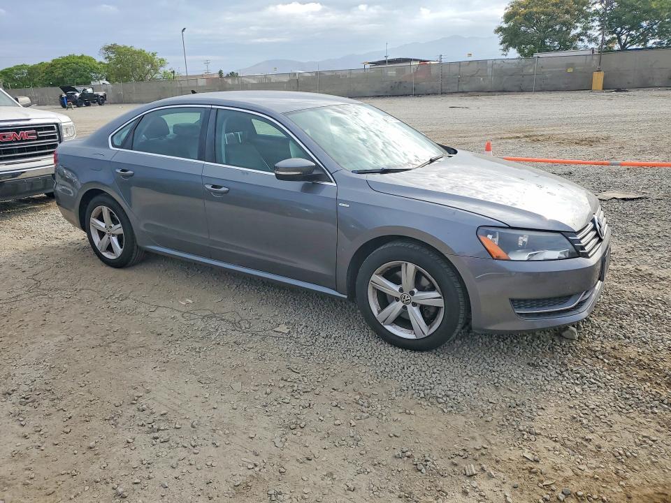 2014 Volkswagen Passat s