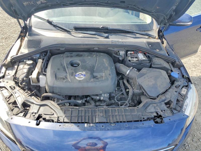 2015 Volvo V60 Premier