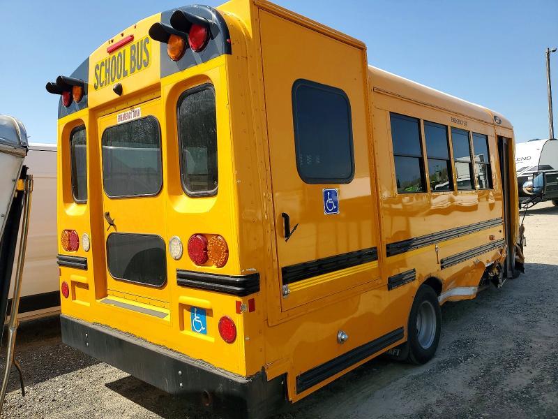 2017 Chevrolet Express G4500