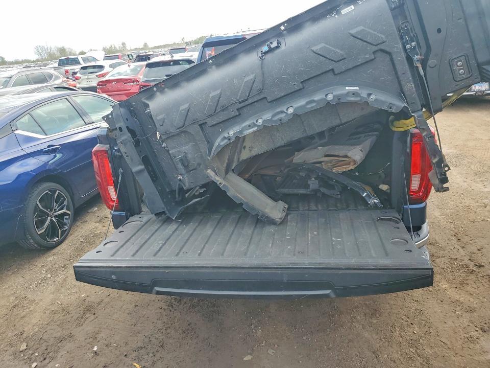 2023 GMC Sierra K1500 slt