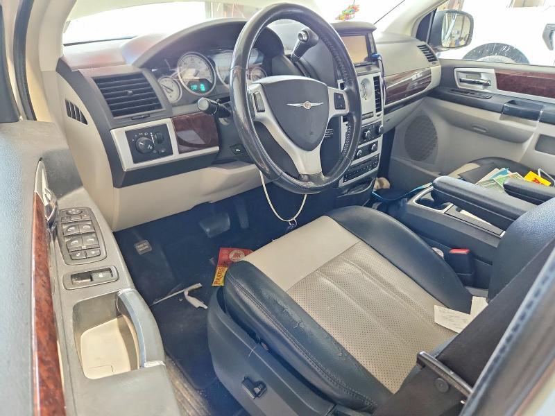 2010 Chrysler Town & Country Touring Plus
