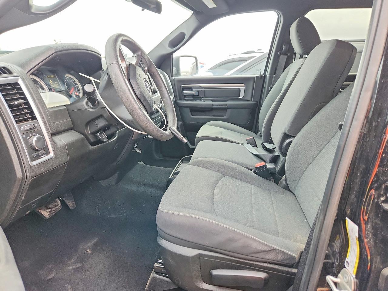 2024 Dodge RAM 1500 Classic SLT