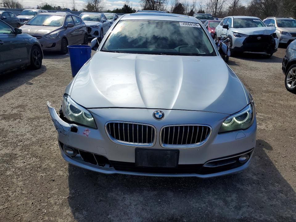 2016 BMW 528 xi