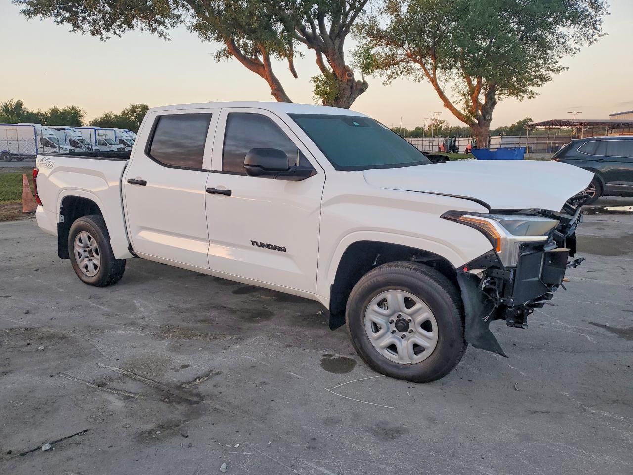 2025 Toyota Tundra SR