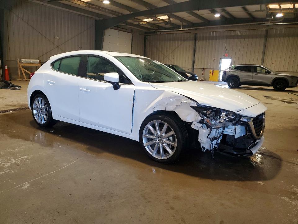 2017 Mazda 3 Touring