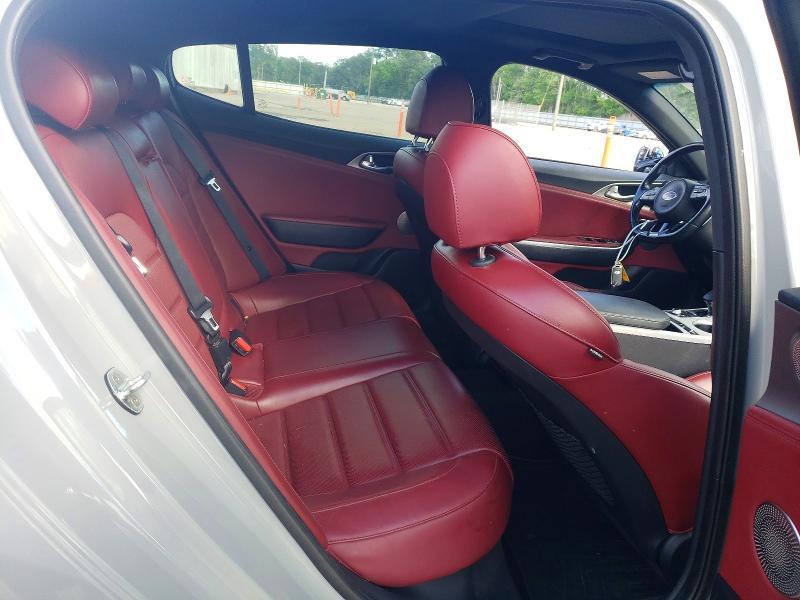 2019 KIA Stinger GT2