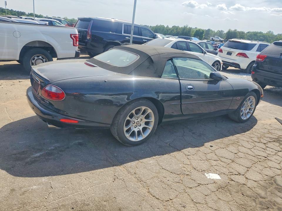 2002 Jaguar XKR
