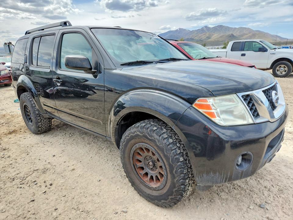 2012 Nissan Pathfinder s