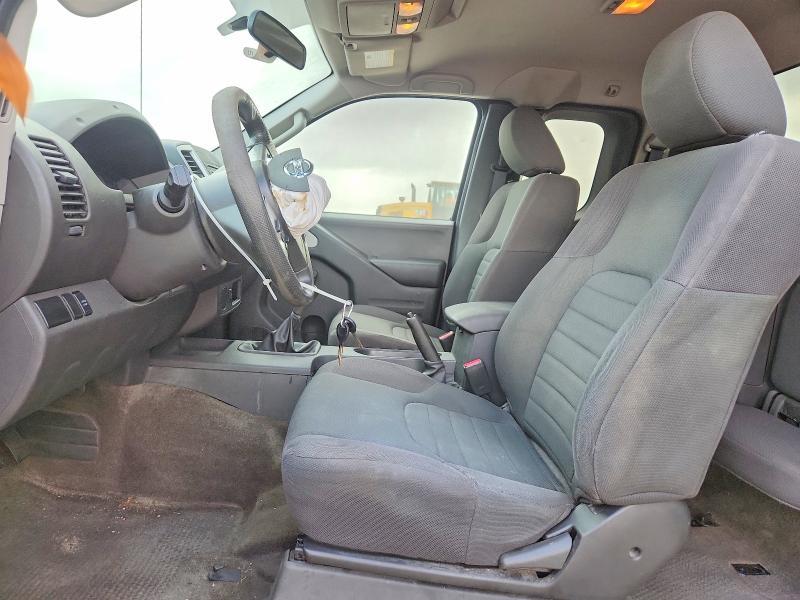 2015 Nissan Frontier s