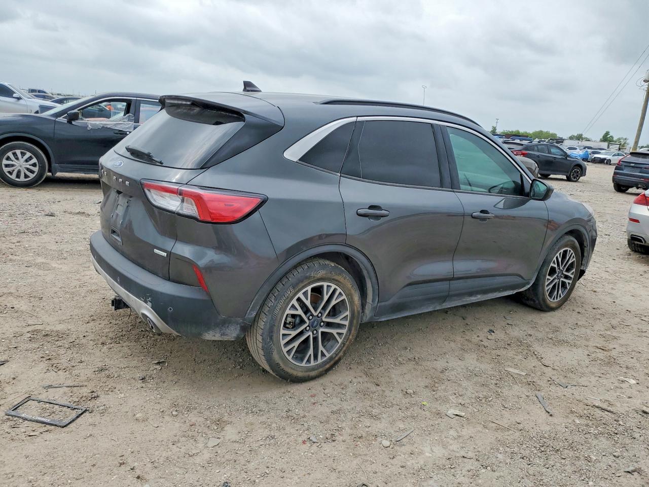 2020 Ford Escape sel