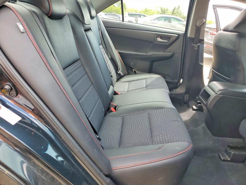 2015 Toyota Camry se