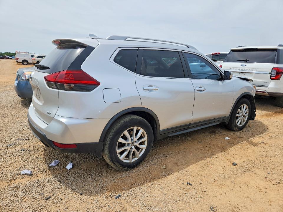 2018 Nissan Rogue sv