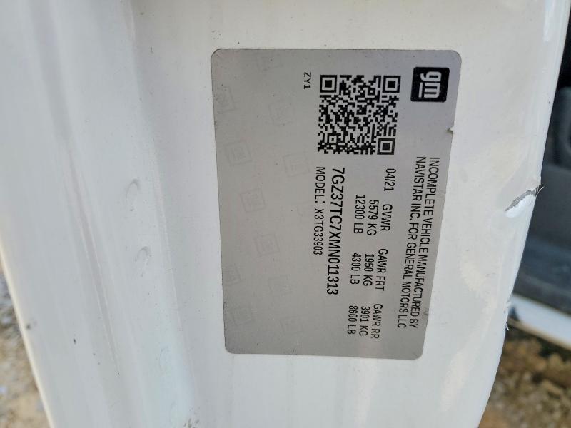 2021 GMC Savana BOX Truck