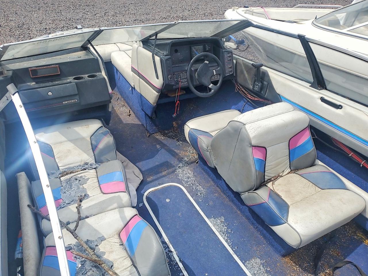 1989 Bayliner 18FT