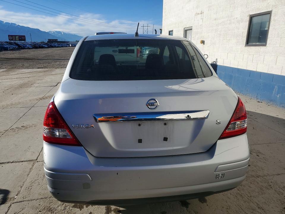 2007 Nissan Versa 1.8 s