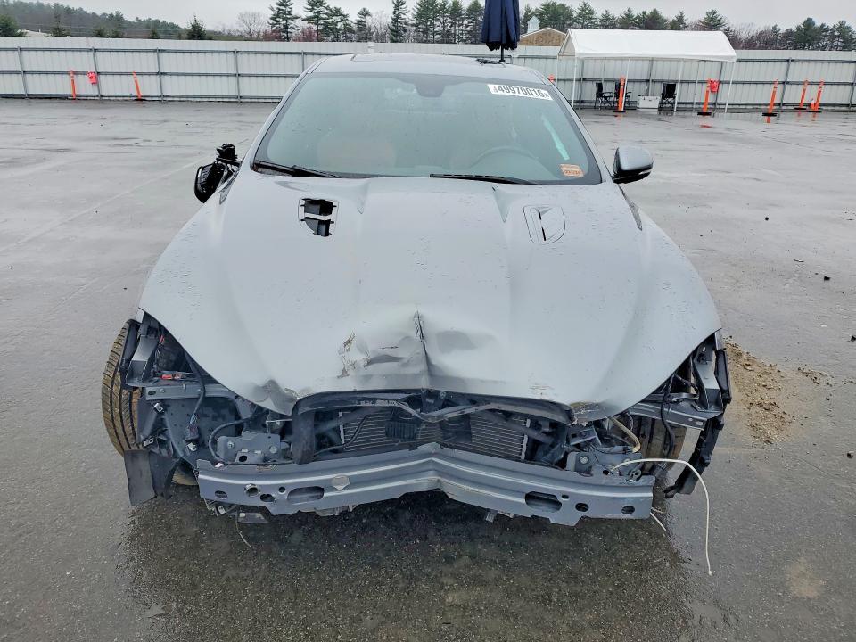 2012 Jaguar Xf r