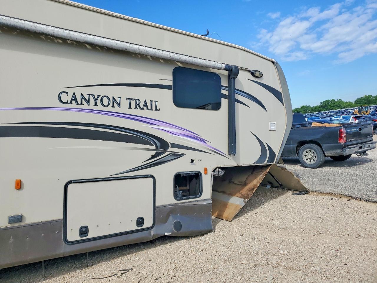 2015 Gulf Craft Inc. 2015 Gulf Stream Canyon Trail Camper